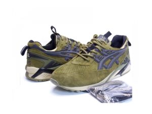 Интернет магазин купить оригинальные кроссовки ASICS GEL KAYANO H42UK-8690