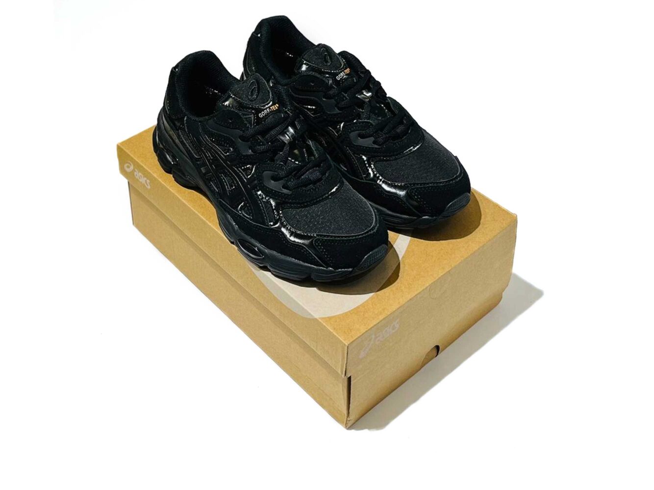 Купить Asics NYC Winter All Black Gore-Tex